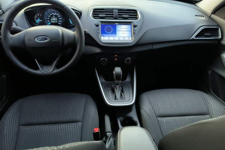 Used Ford Escort 2019 1.5L Automatic ZhiXiang Model Interior 3