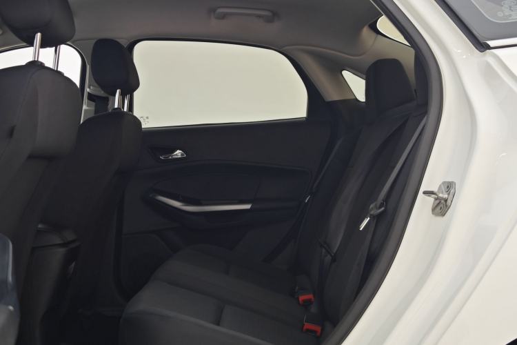 Used Ford Escort 2019 Revised 1.5L Automatic ZhiXiang Version (Tire Pressure Monitoring) China VI Standard Interior 3