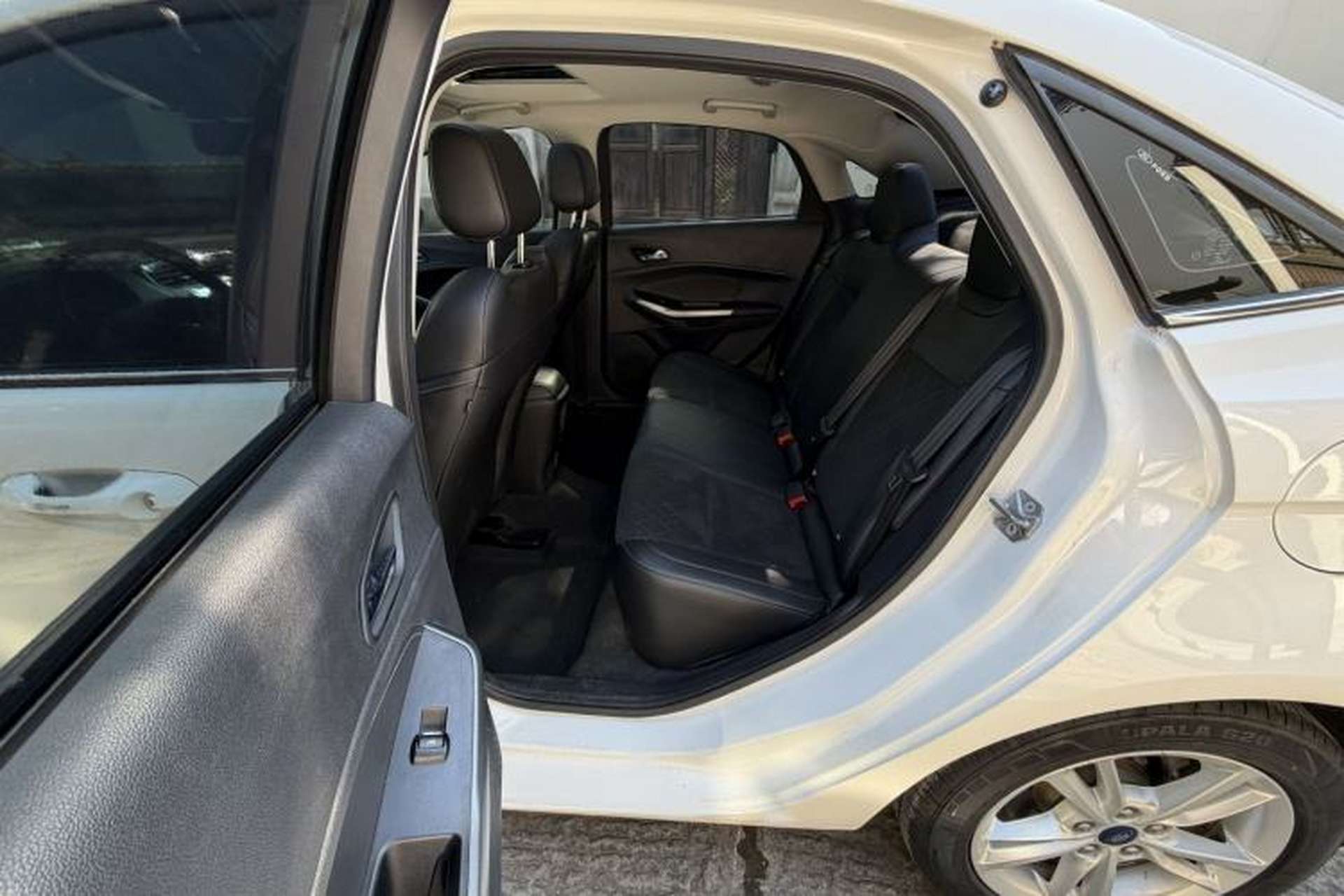 Used Ford Escort 2019 Revised Version 1.5L Automatic Enjoyment Type China VI Standard Interior 4
