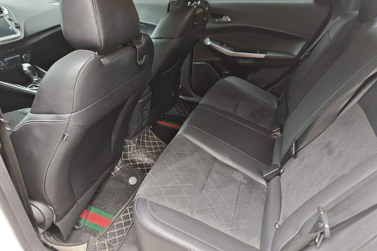 Used Ford Escort 2019 Revised Version 1.5L Automatic Enjoyment Type China VI Standard Interior 4