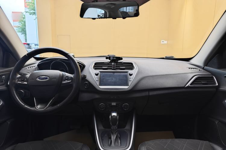 Used Ford Escort 2019 Revised Version 1.5L Automatic Enjoyment Type China VI Standard Interior 5