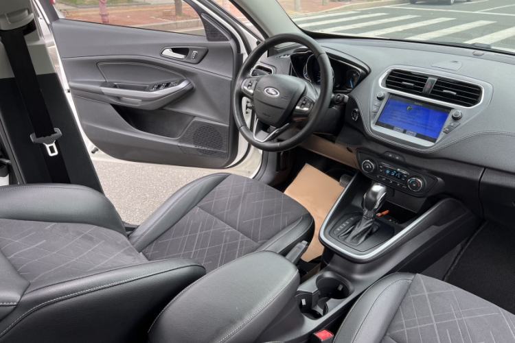 Used Ford Escort 2019 Revised Version 1.5L Automatic Enjoyment Type China VI Standard Interior 7