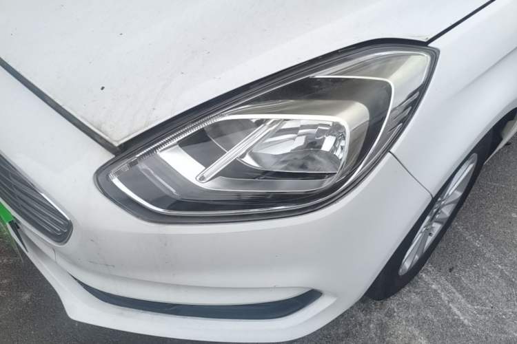 Used Ford Escort 2019 1.5L Manual ZhiXiang Version Left Front Headlight