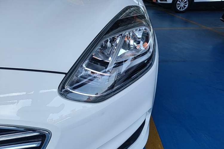 Used Ford Escort 2019 1.5L Automatic Enjoyment Model Left Front Headlight