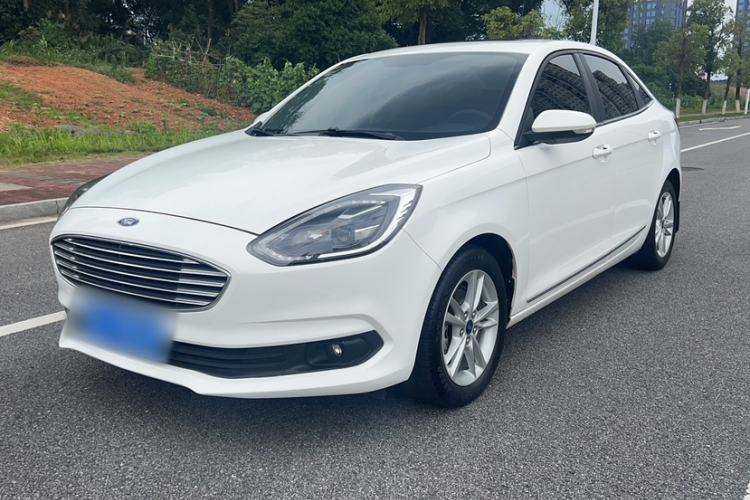 Used Ford Escort 2019 Revised Version 1.5L Automatic Enjoyment Type China VI Standard Left Front Headlight