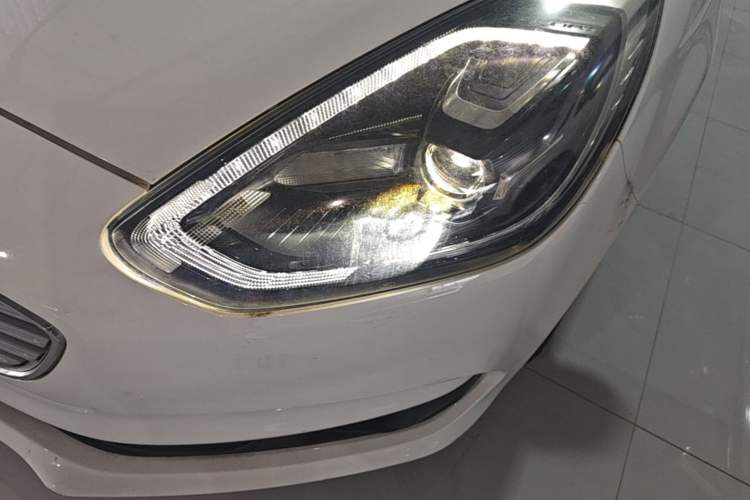 Used Ford Escort 2019 Revised Version 1.5L Automatic Enjoyment Type China VI Standard Left Front Headlight