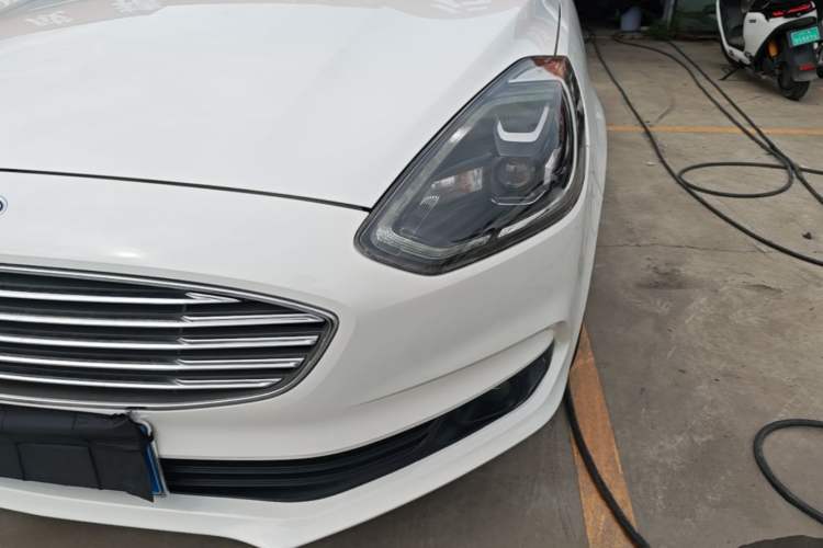Used Ford Escort 2019 Revised Version 1.5L Automatic Enjoyment Type China VI Standard Left Front Headlight