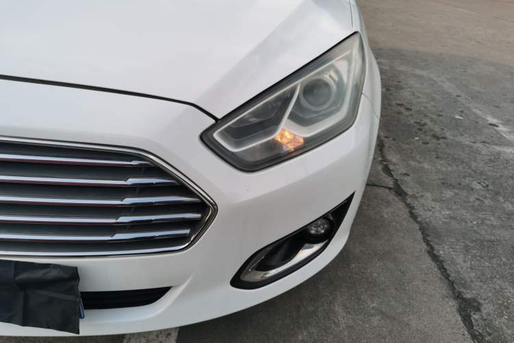 Used Ford Escort 2019 Revised Version 1.5L Manual Quality Enjoyment Type China VI Standard Left Front Headlight