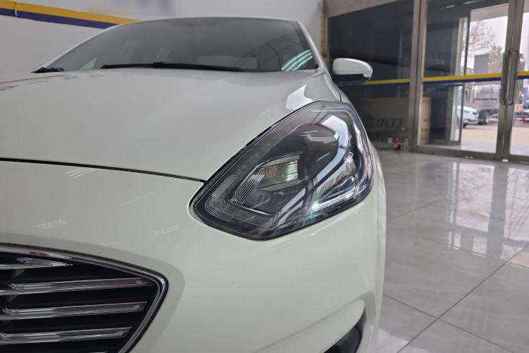Used Ford Escort 2019 Revised Version 1.5L Automatic Enjoyment Type China VI Standard Left Front Headlight