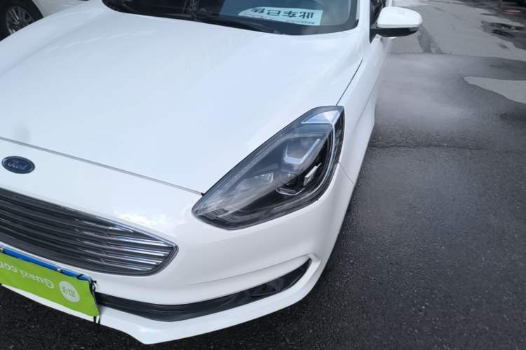 Used Ford Escort 2019 Revised Version 1.5L Automatic Enjoyment Type China VI Standard Left Front Headlight