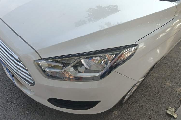 Used Ford Escort 2019 Revised 1.5L Automatic ZhiXiang Version China VI Standard Left Front Headlight