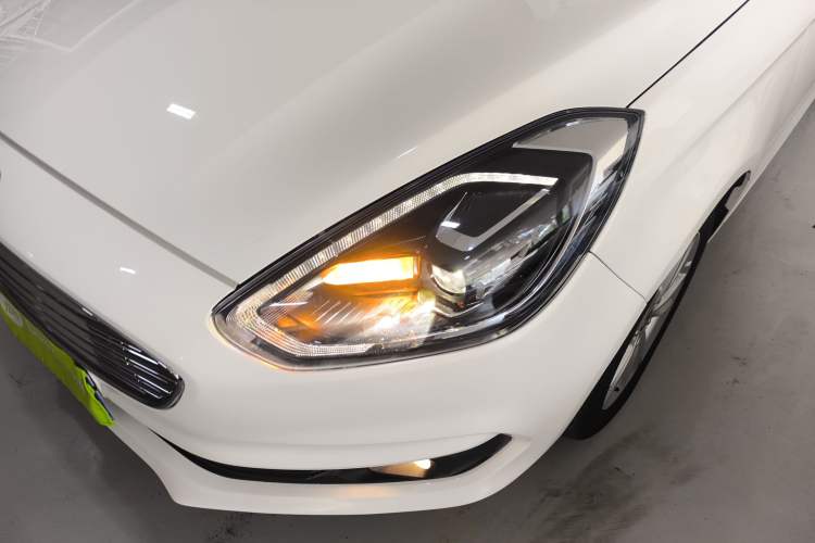 Used Ford Escort 2019 Revised Version 1.5L Automatic Enjoyment Type China VI Standard Left Front Headlight