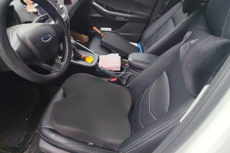 Used Ford Escort 2019 Revised 1.5L Automatic ZhiXiang Version China VI Standard Left Front Seat
