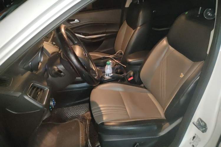 Used Ford Escort 2019 Revised Version 1.5L Automatic Zhenxiang Edition China VI Standard Left Front Seat