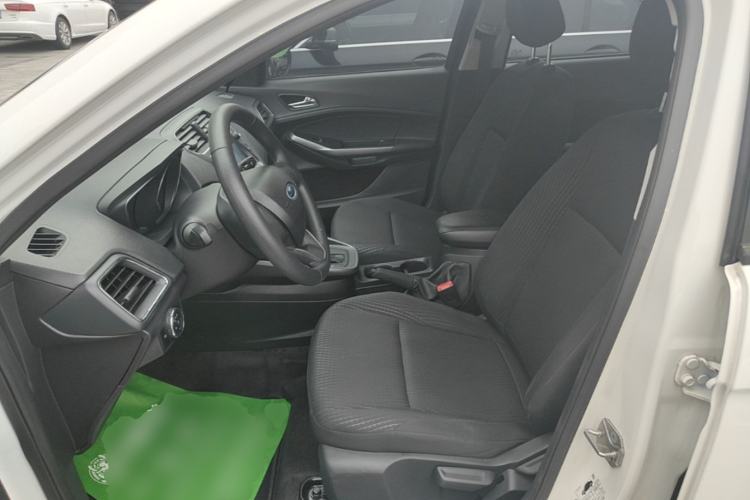 Used Ford Escort 2019 Revised 1.5L Automatic ZhiXiang Version (Tire Pressure Monitoring) China VI Standard Left Front Seat