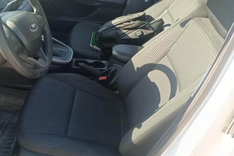 Used Ford Escort 2019 Revised 1.5L Automatic ZhiXiang Version China VI Standard Left Front Seat