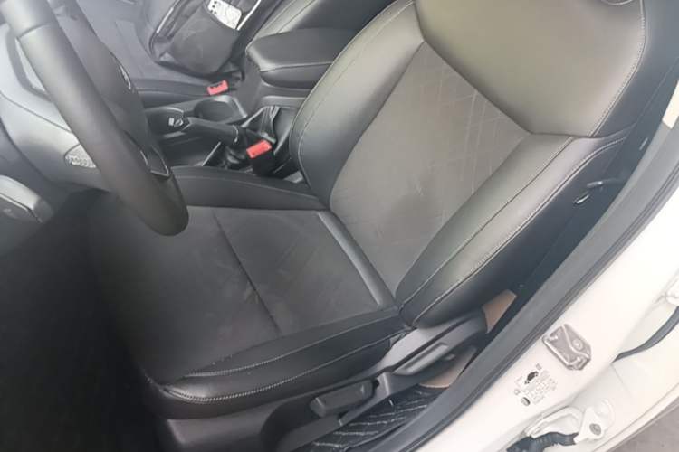 Used Ford Escort 2019 Revised Version 1.5L Automatic Enjoyment Type China VI Standard Left Front Seat