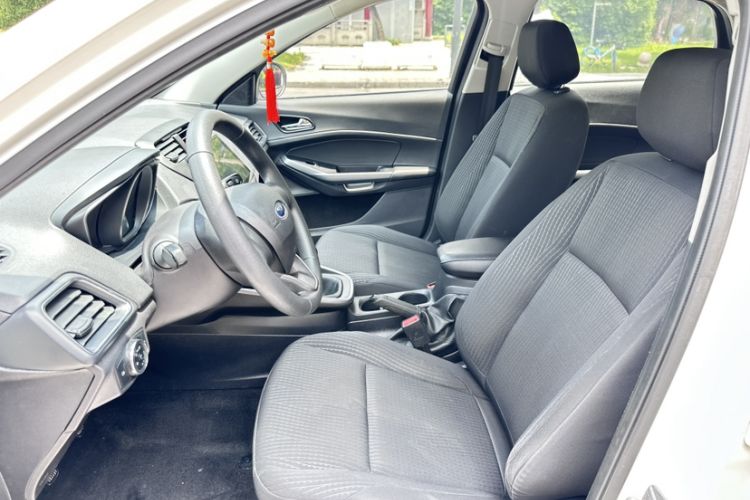 Used Ford Escort 2019 1.5L Manual ZhiXiang Version Left Front Seat