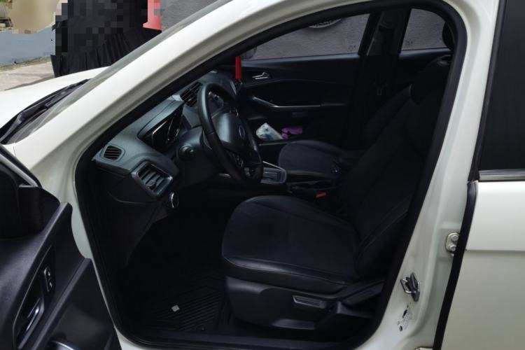 Used Ford Escort 2019 Revised Version 1.5L Automatic Enjoyment Type China VI Standard Left Front Seat