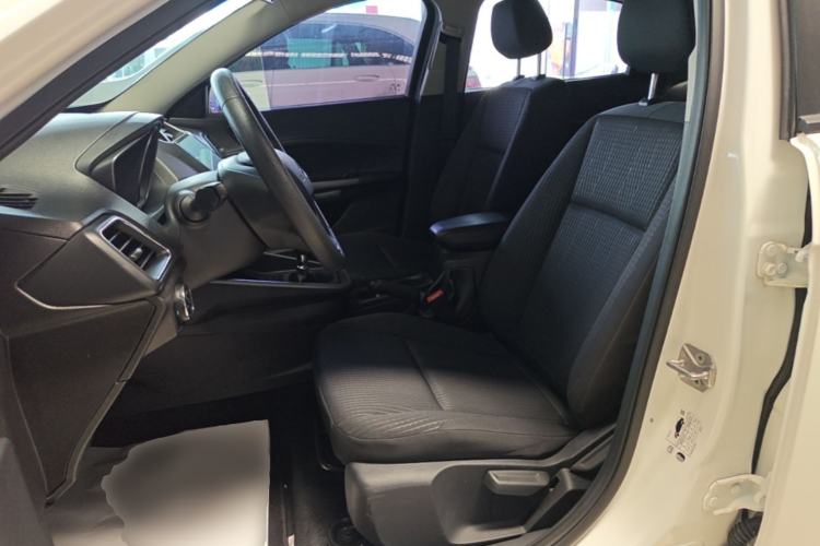 Used Ford Escort 2019 Revised Version 1.5L Manual Quality Enjoyment Type China VI Standard Left Front Seat