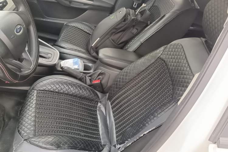 Used Ford Escort 2019 1.5L Automatic ZhiXiang Model Left Front Seat