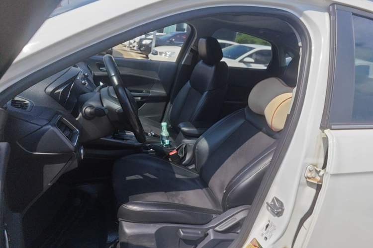 Used Ford Escort 2019 Revised Version 1.5L Automatic Enjoyment Type China VI Standard Left Front Seat