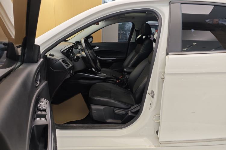 Used Ford Escort 2019 Revised Version 1.5L Automatic Enjoyment Type China VI Standard Left Front Seat