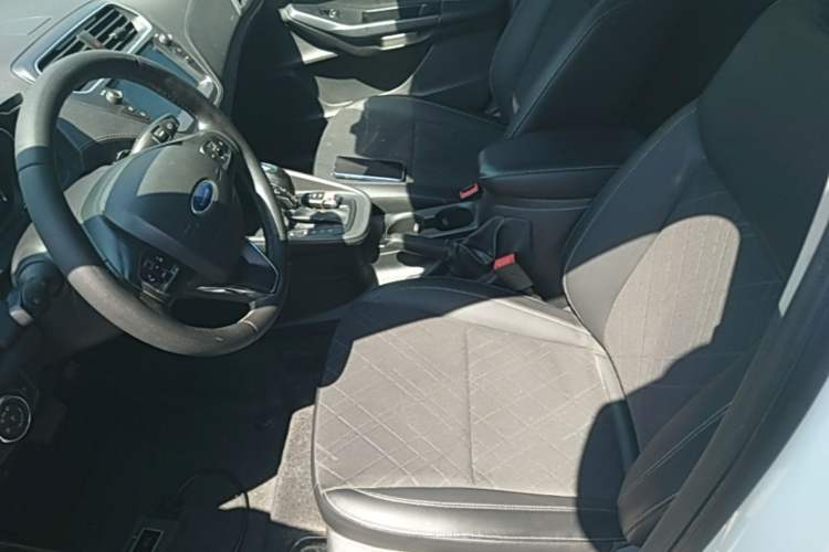 Used Ford Escort 2019 Revised Version 1.5L Automatic Enjoyment Type China VI Standard Left Front Seat