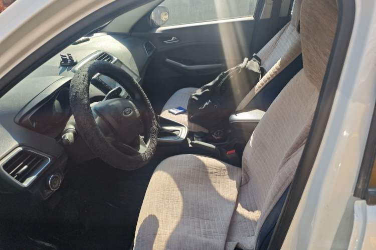 Used Ford Escort 2019 1.5L Automatic ZhiXiang Model Left Front Seat