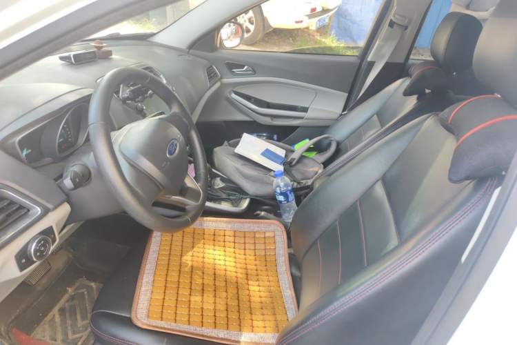 Used Ford Escort 2019 1.5L Automatic ZhiXiang Model Left Front Seat