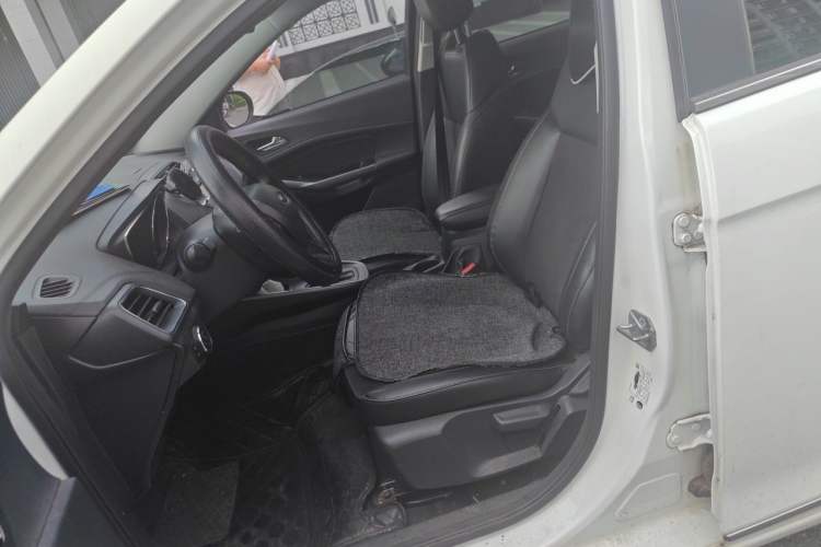 Used Ford Escort 2019 Revised Version 1.5L Automatic Enjoyment Type China VI Standard Left Front Seat
