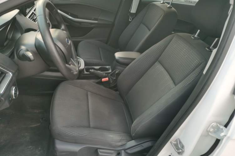 Used Ford Escort 2019 Revised Version 1.5L Manual Quality Enjoyment Type China VI Standard Left Front Seat