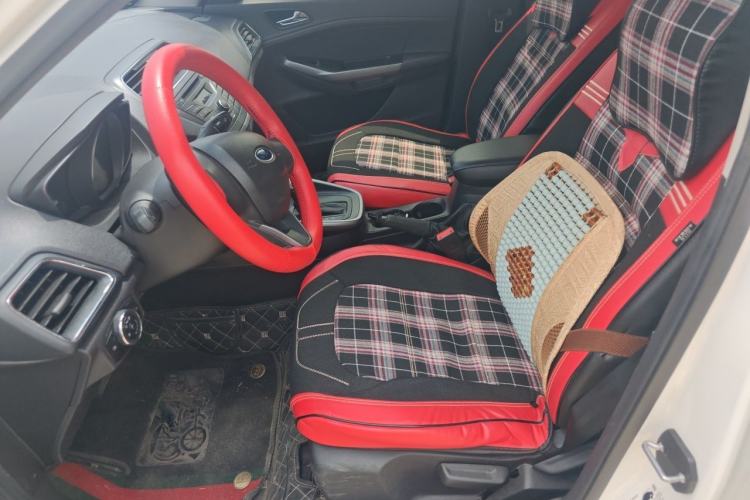 Used Ford Escort 2019 Revised 1.5L Automatic ZhiXiang Version (Tire Pressure Monitoring) China VI Standard Left Front Seat