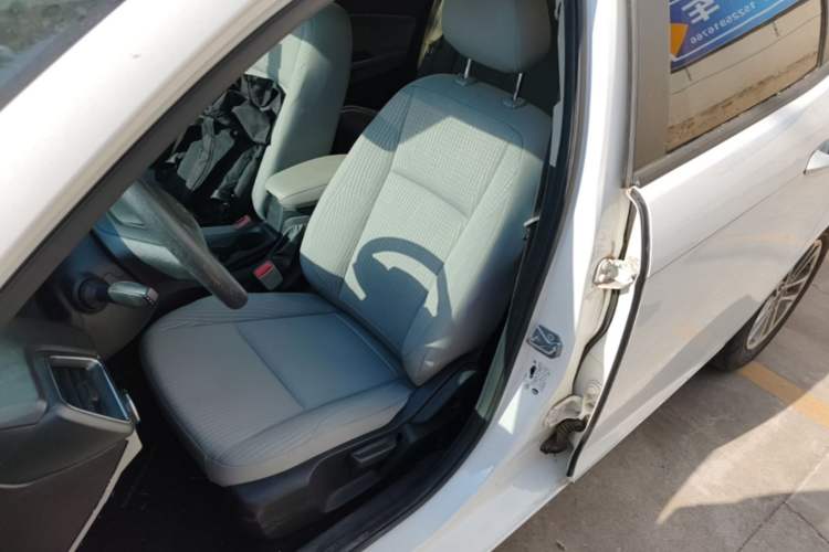 Used Ford Escort 2019 1.5L Automatic ZhiXiang Model Left Front Seat