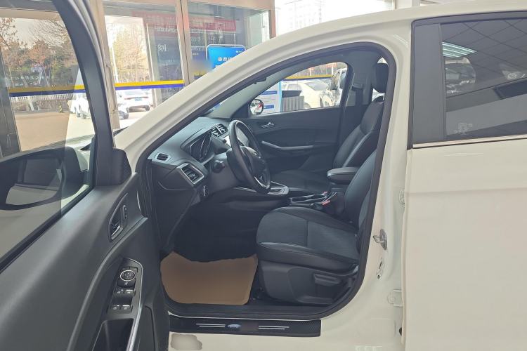 Used Ford Escort 2019 Revised Version 1.5L Automatic Enjoyment Type China VI Standard Left Front Seat