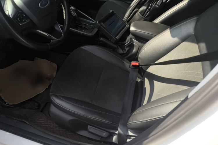 Used Ford Escort 2019 Revised Version 1.5L Automatic Enjoyment Type China VI Standard Left Front Seat