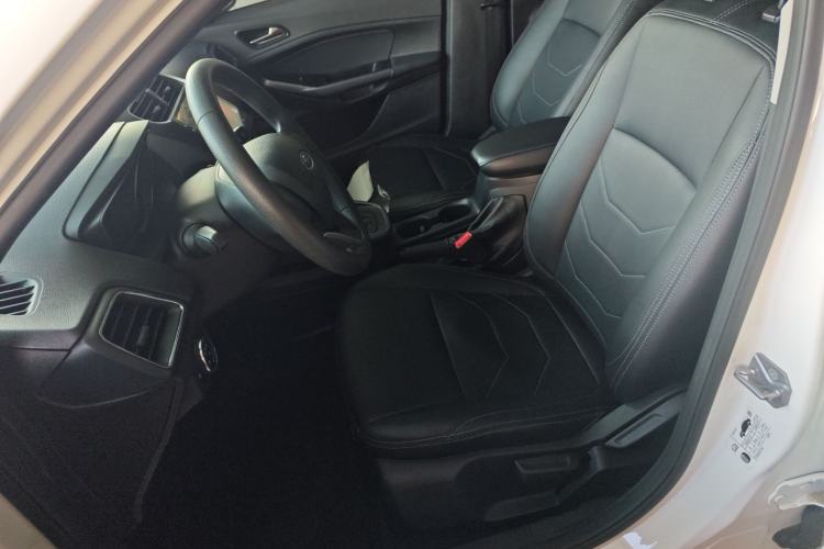 Used Ford Escort 2019 Revised 1.5L Automatic ZhiXiang Version China VI Standard Left Front Seat
