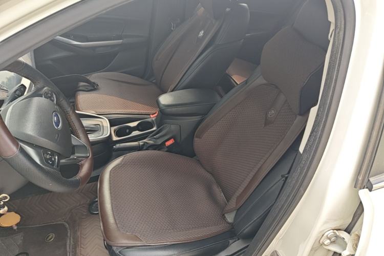 Used Ford Escort 2019 Revised Version 1.5L Automatic Enjoyment Type China VI Standard Left Front Seat