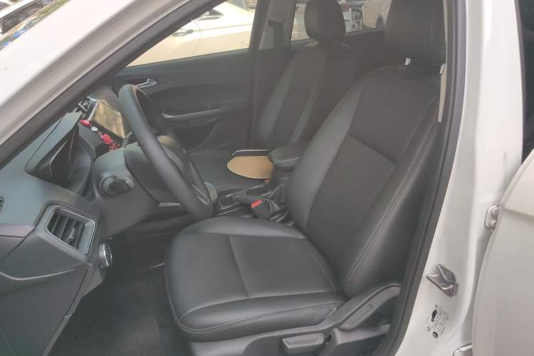 Used Ford Escort 2019 1.5L Automatic ZhiXiang Model Left Front Seat