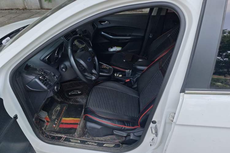 Used Ford Escort 2019 Revised Version 1.5L Automatic Enjoyment Type China VI Standard Left Front Seat