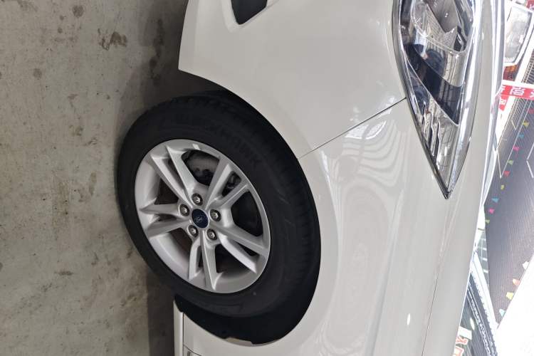 Used Ford Escort 2019 1.5L Automatic Enjoyment Model Left Front Wheel Hub