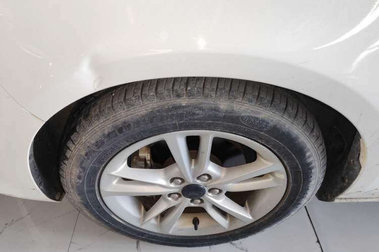 Used Ford Escort 2019 1.5L Automatic Enjoyment Model Left Front Wheel Hub