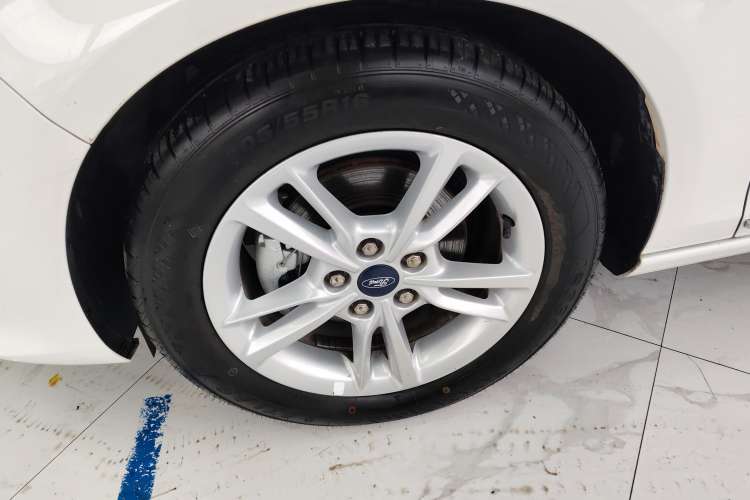Used Ford Escort 2019 Revised Version 1.5L Automatic Enjoyment Type China VI Standard Left Front Wheel Hub
