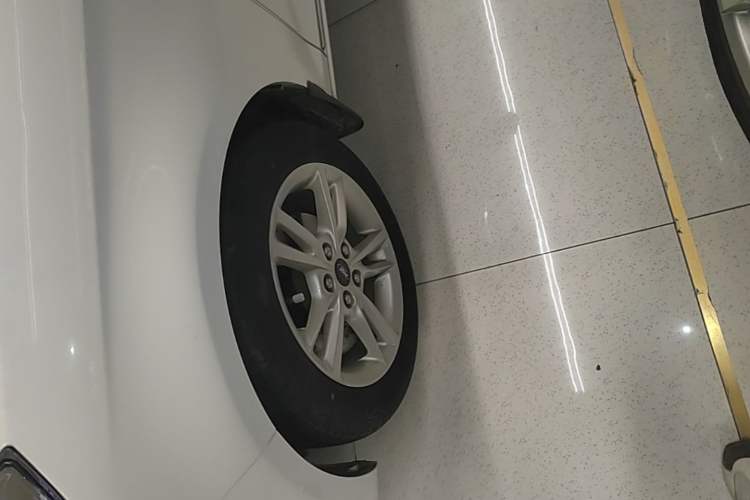 Used Ford Escort 2019 1.5L Automatic Enjoyment Model Left Front Wheel Hub