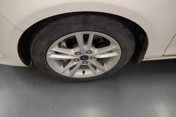 Used Ford Escort 2019 1.5L Automatic Enjoyment Model Left Front Wheel Hub