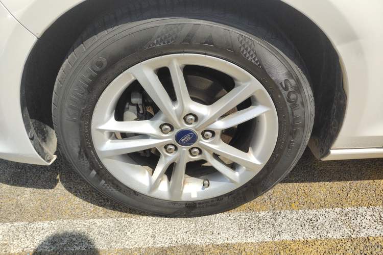 Used Ford Escort 2019 1.5L Manual Enjoyment Model Left Front Wheel Hub