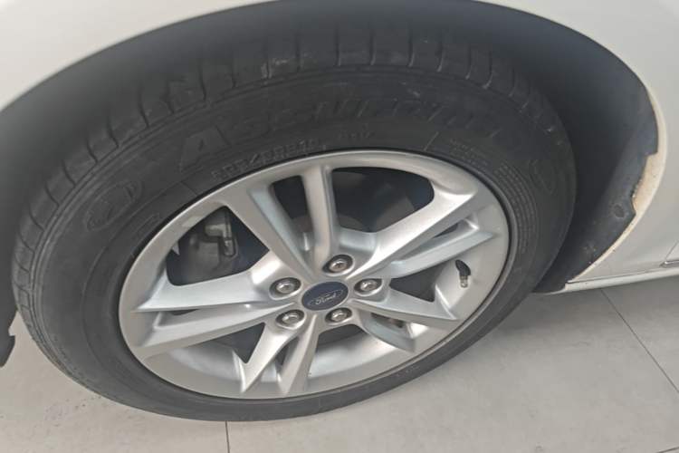 Used Ford Escort 2019 1.5L Automatic Enjoyment Model Left Front Wheel Hub