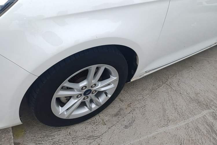 Used Ford Escort 2019 Revised Version 1.5L Automatic Enjoyment Type China VI Standard Left Front Wheel Hub