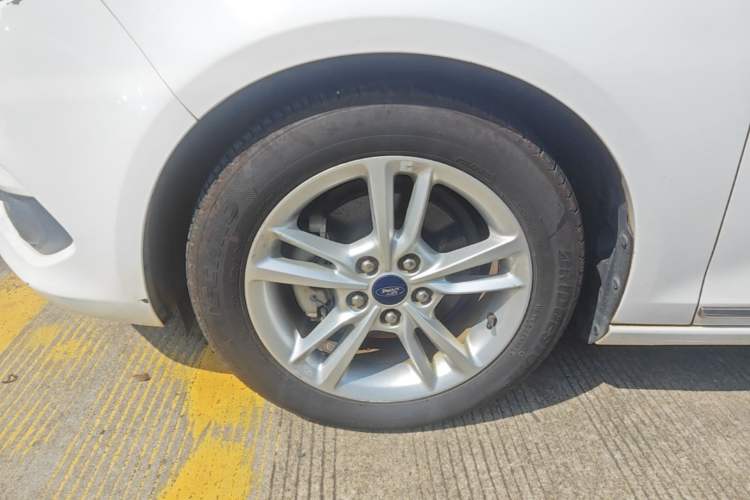 Used Ford Escort 2019 Revised Version 1.5L Automatic Enjoyment Type China VI Standard Left Front Wheel Hub