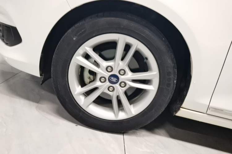 Used Ford Escort 2019 1.5L Automatic Enjoyment Model Left Front Wheel Hub